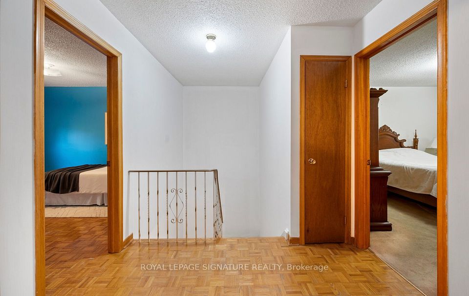 129 Cavell Avenue, Toronto, ON M8V 1P5 22