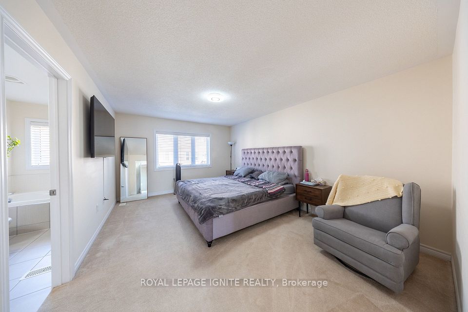 21 Sail Road, Brampton, ON L7A 4W7 21