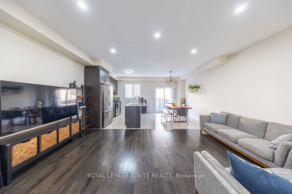 21 Sail Road, Brampton, ON L7A 4W7 10