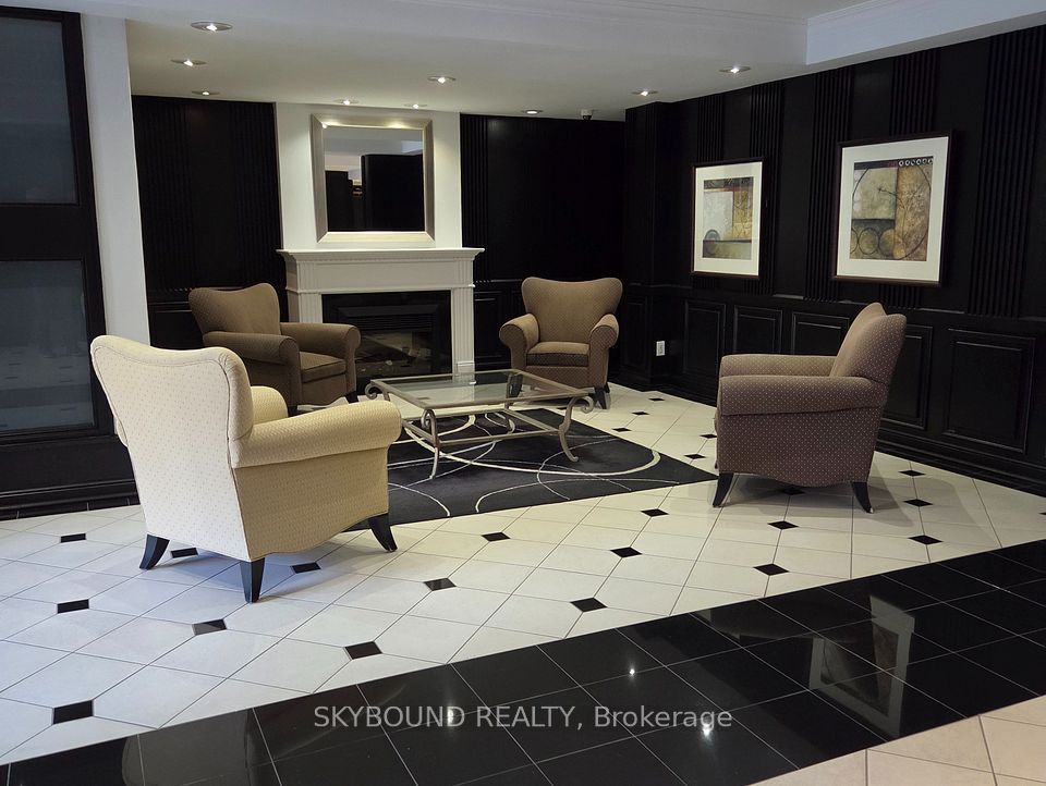 22 Southport Street W 923, Toronto, ON M6S 4Y9 2