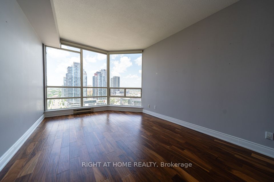 45 Kingsbridge Garden Circle 1910, Mississauga, ON L5R 3K4 18