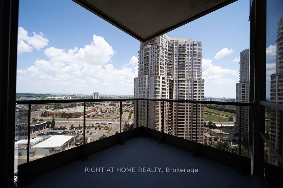 45 Kingsbridge Garden Circle 1910, Mississauga, ON L5R 3K4 25