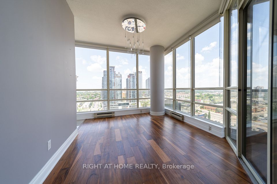 45 Kingsbridge Garden Circle 1910, Mississauga, ON L5R 3K4 5