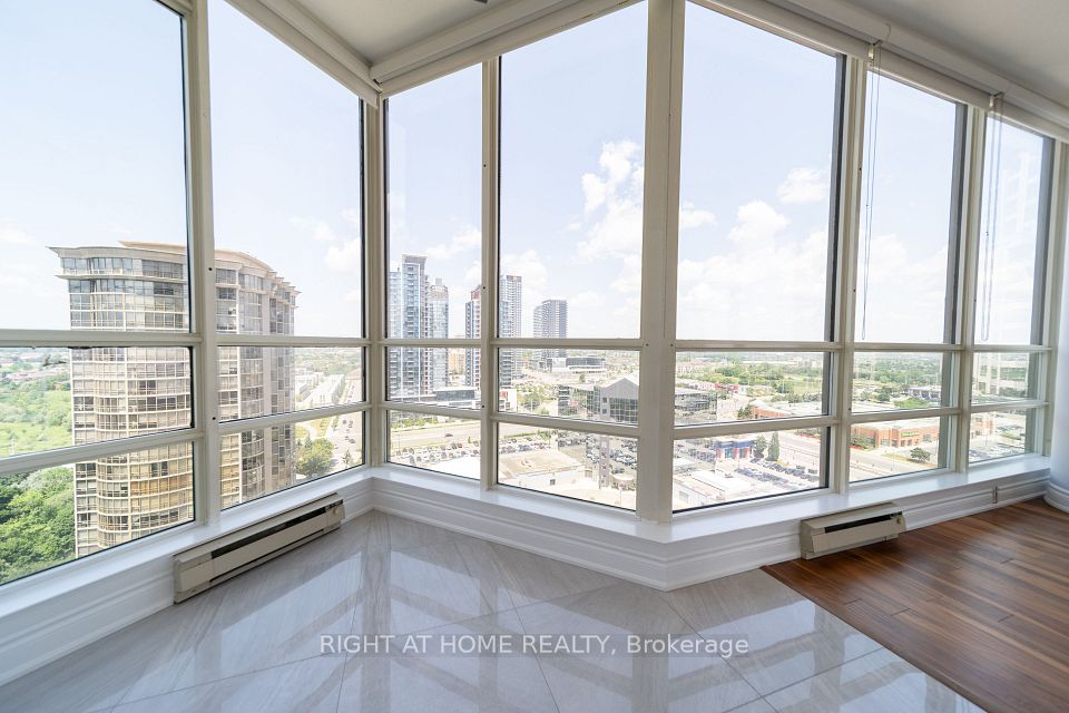 45 Kingsbridge Garden Circle 1910, Mississauga, ON L5R 3K4 11