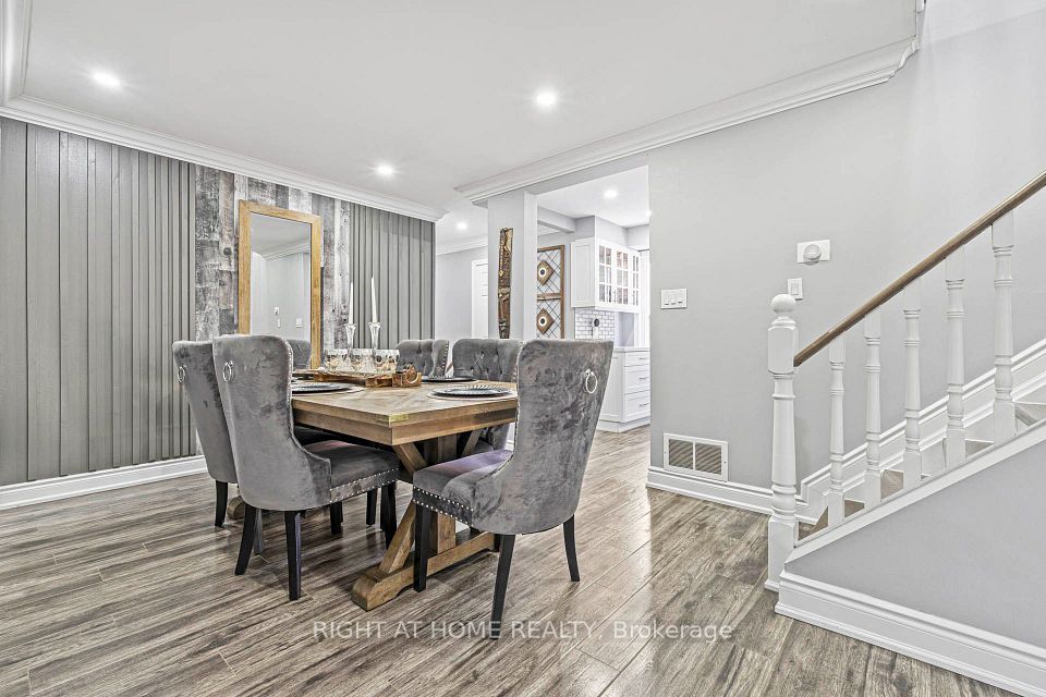 36 Burton Road S, Brampton, ON L6X 1M7 16