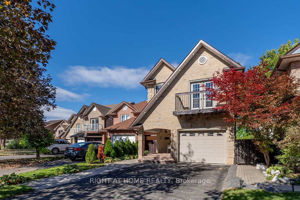 36 Burton Road S, Brampton, ON L6X 1M7 3