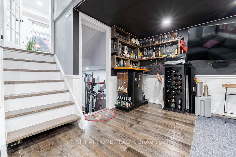 36 Burton Road S, Brampton, ON L6X 1M7 23