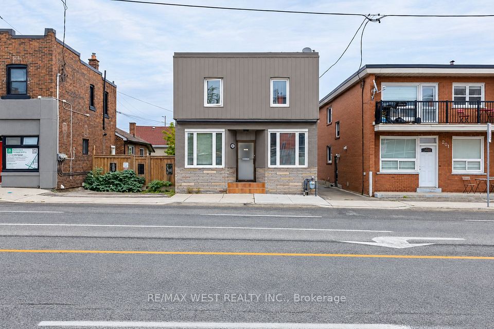Detached at 203 Islington Avenue, Toronto, ON M8V 3B8