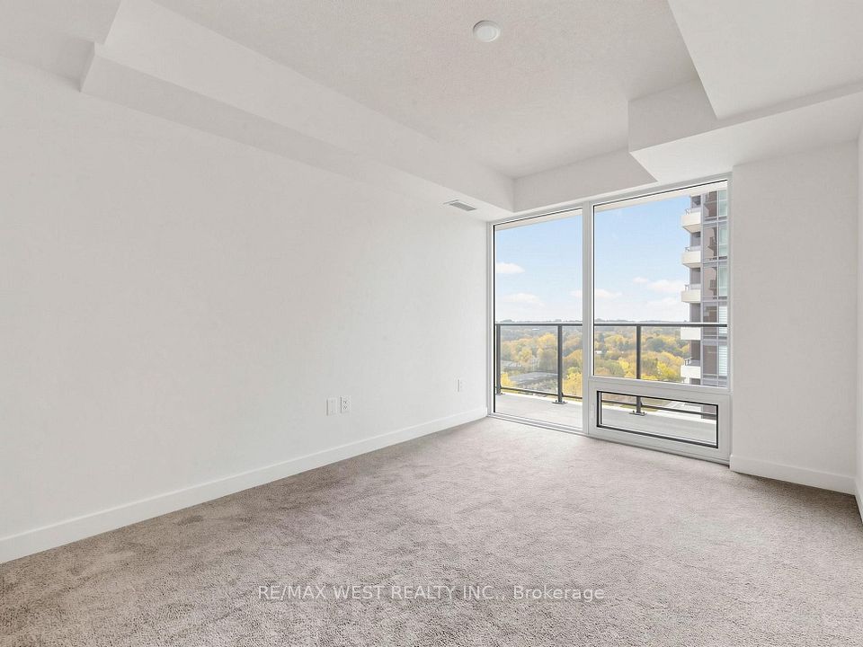4010 Eglinton Avenue W 1115, Toronto, ON M9A 0G5 16