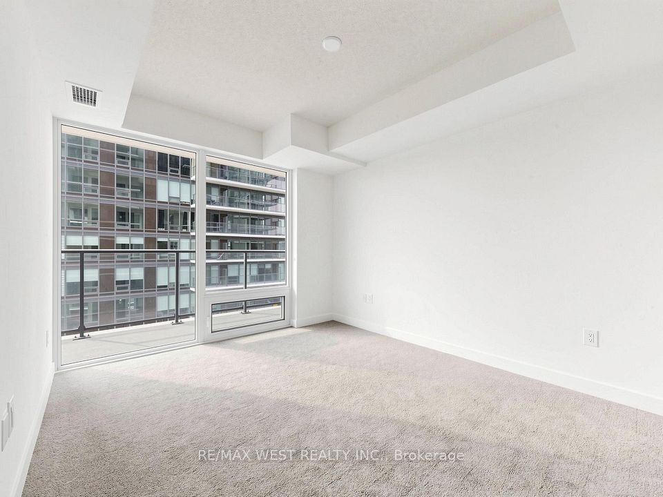 4010 Eglinton Avenue W 1115, Toronto, ON M9A 0G5 15