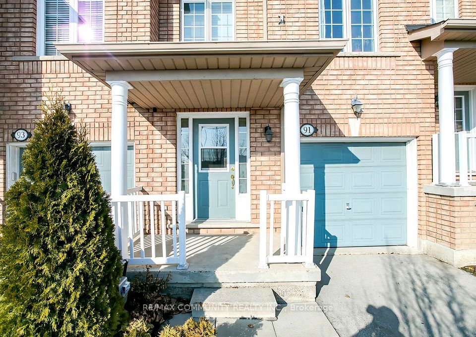 6399 Spinnaker Circle 91, Mississauga, ON L5W 1Z5 2