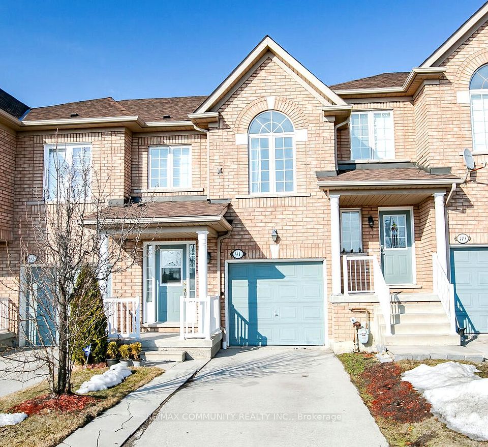 Condo Townhouse at 6399 Spinnaker Circle 91, Mississauga, ON L5W 1Z5
