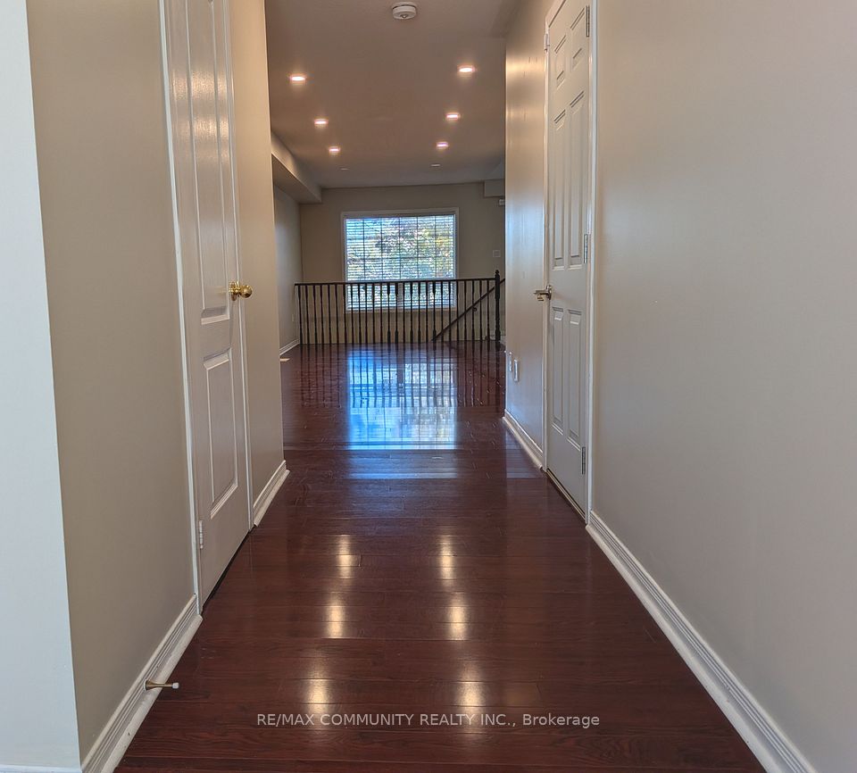 6399 Spinnaker Circle 91, Mississauga, ON L5W 1Z5 4
