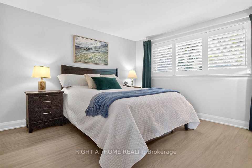 516 Kenmarr Crescent, Burlington, ON L7L 4R7 17