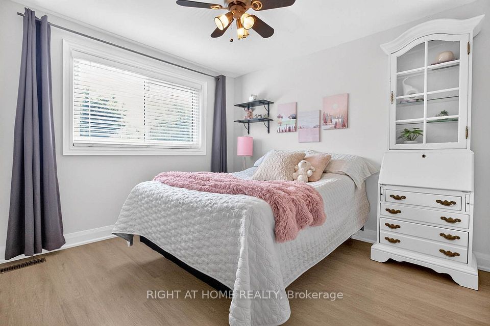 516 Kenmarr Crescent, Burlington, ON L7L 4R7 19