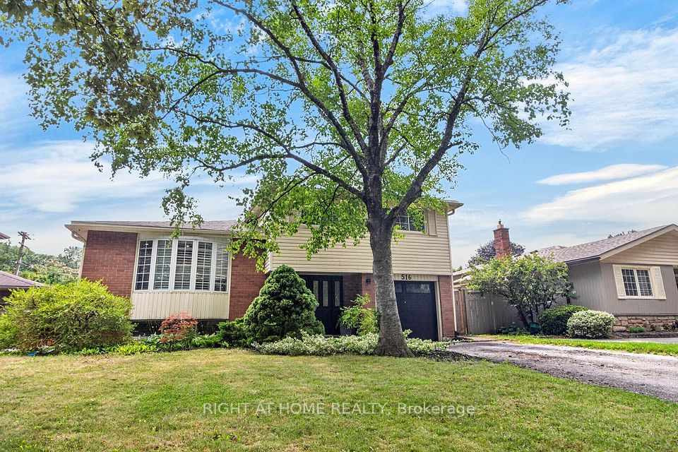 516 Kenmarr Crescent, Burlington, ON L7L 4R7 3