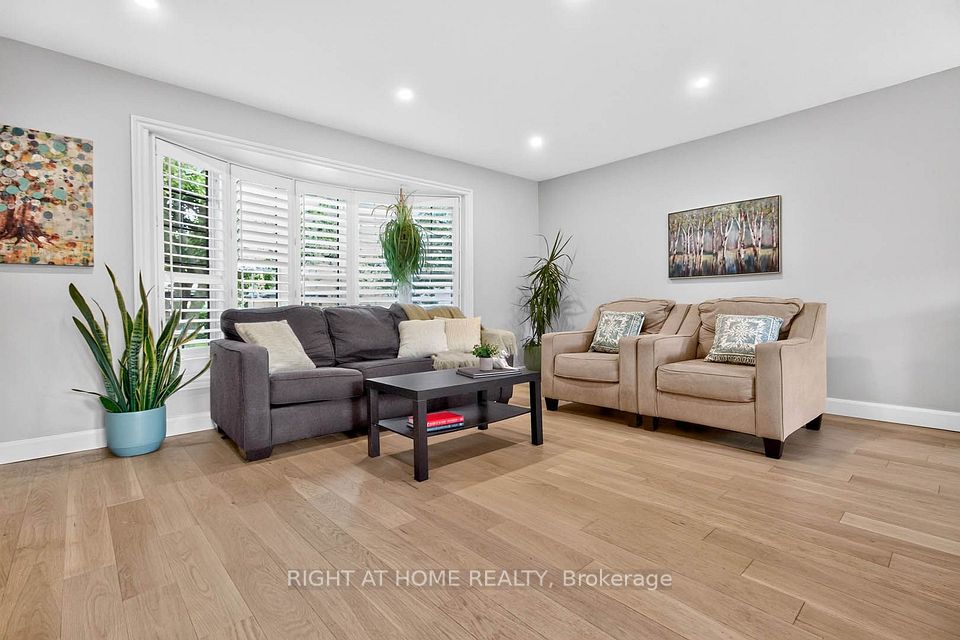 516 Kenmarr Crescent, Burlington, ON L7L 4R7 7