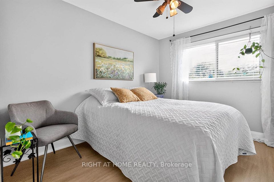 516 Kenmarr Crescent, Burlington, ON L7L 4R7 18