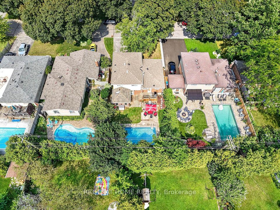 516 Kenmarr Crescent, Burlington, ON L7L 4R7 5