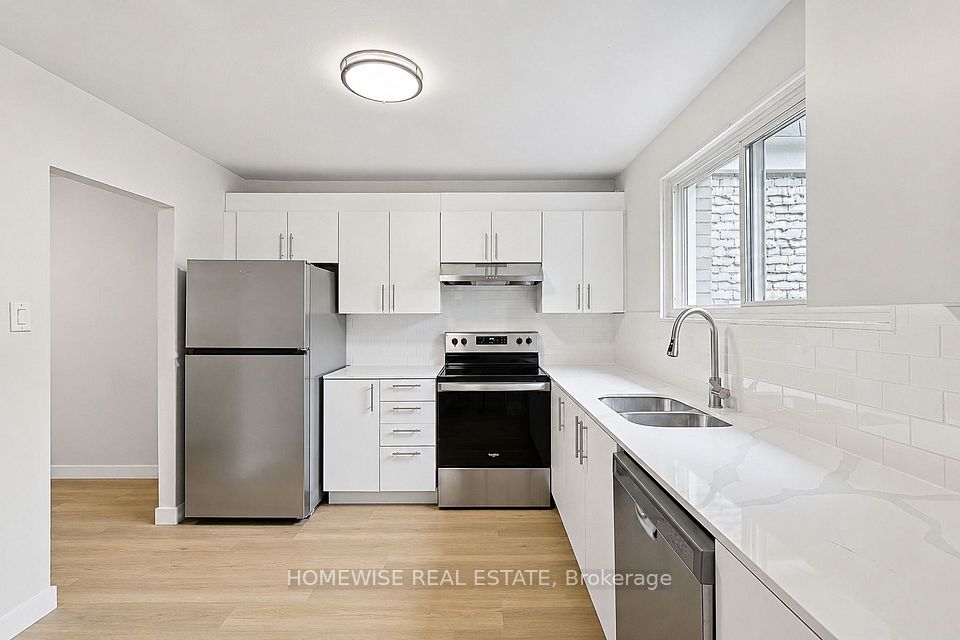 1350 Winding Trail 72, Mississauga, ON L4Y 2T8 15