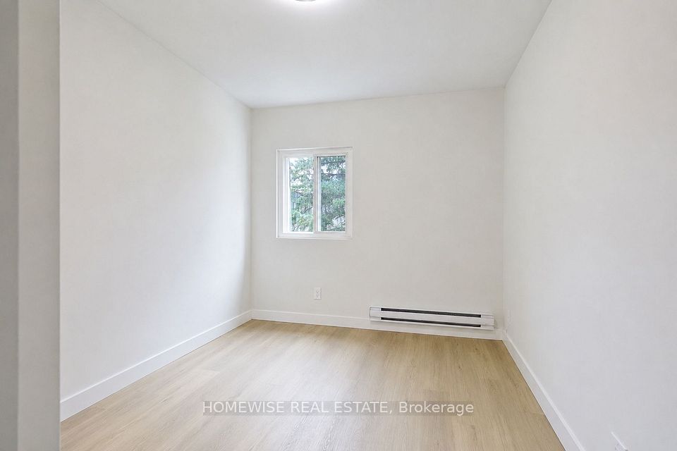 1350 Winding Trail 72, Mississauga, ON L4Y 2T8 24