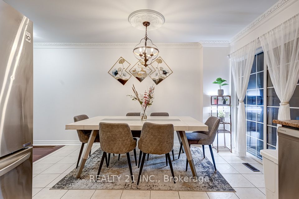 17 Rock Haven Lane, Brampton, ON L6X 0H2 14