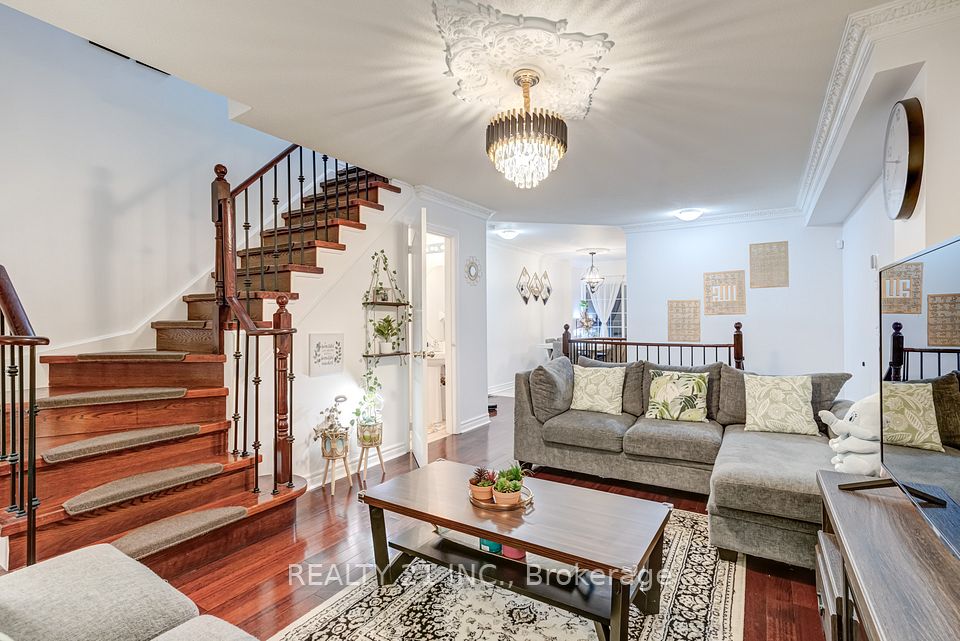 17 Rock Haven Lane, Brampton, ON L6X 0H2 7
