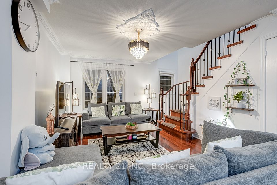 17 Rock Haven Lane, Brampton, ON L6X 0H2 6