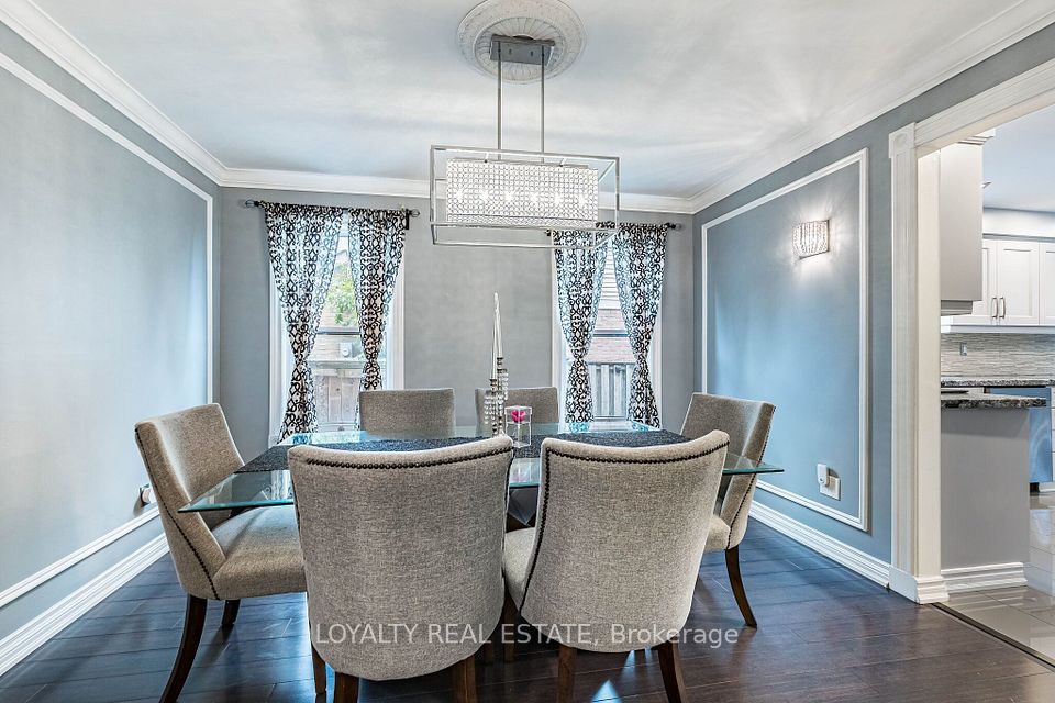 52 Newcastle Crescent, Brampton, ON L6S 3Y8 6