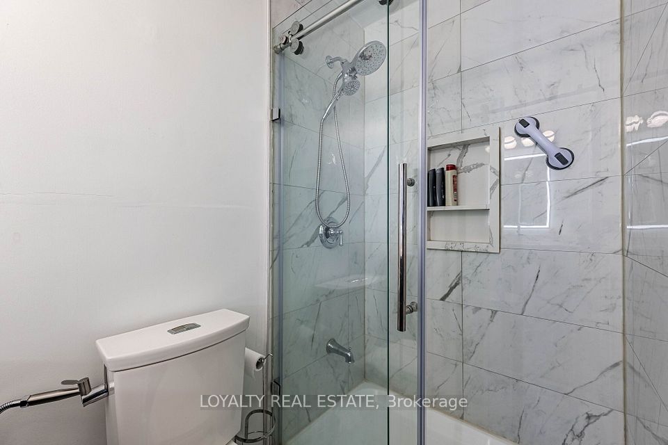52 Newcastle Crescent, Brampton, ON L6S 3Y8 19