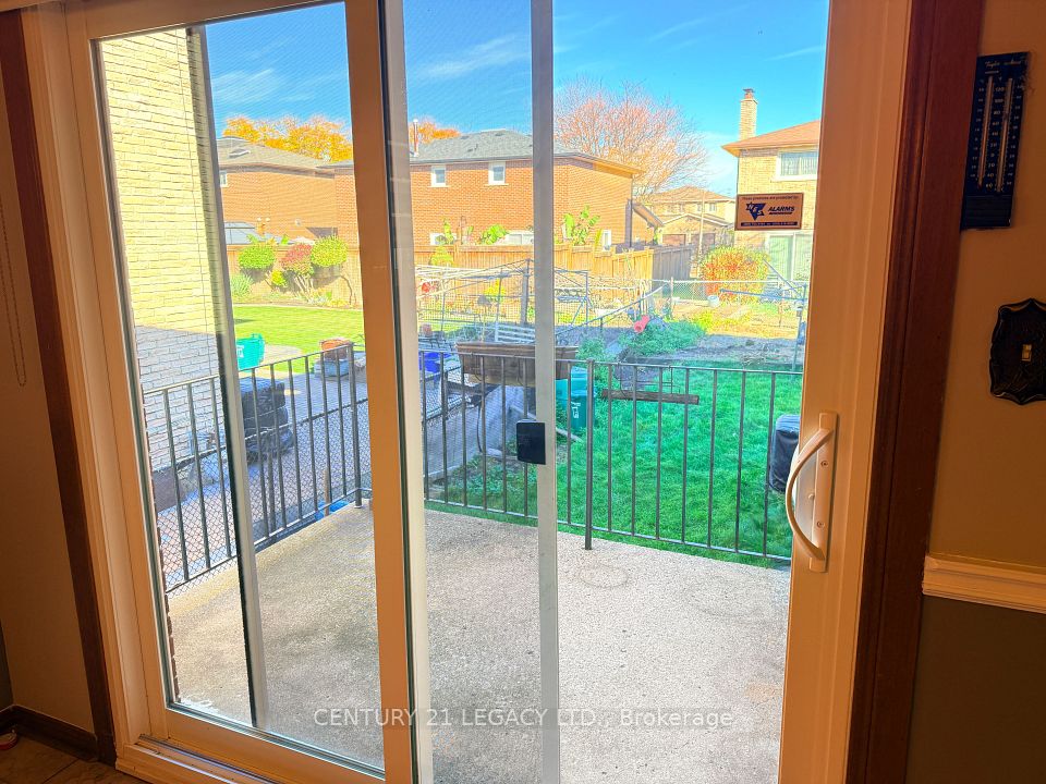 78 Panorama Crescent (Upper), Brampton, ON L6S 3T9 8