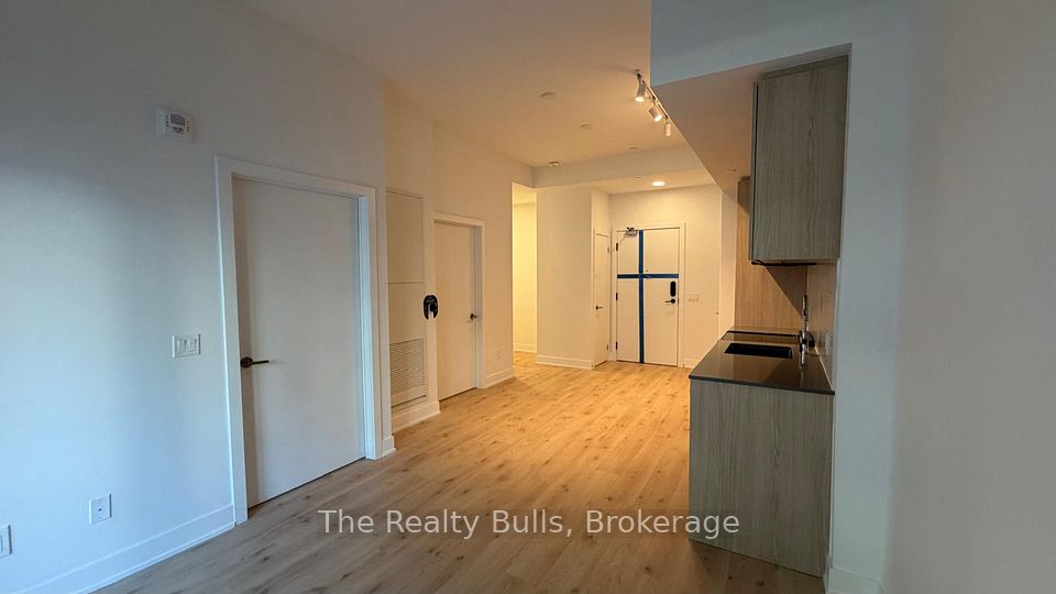 3008 William Cutmore Boulevard 109, Oakville, ON L6H 8A4 6
