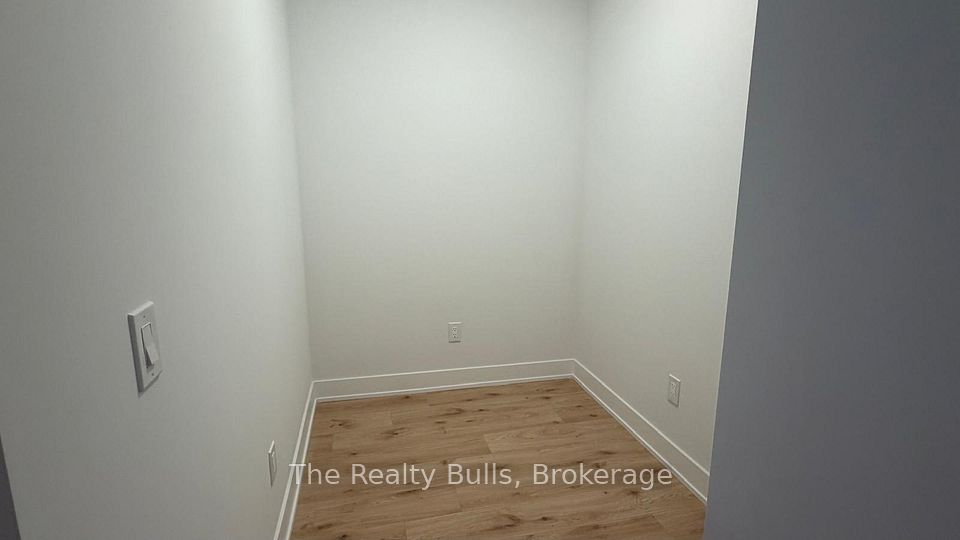 3008 William Cutmore Boulevard 109, Oakville, ON L6H 8A4 18