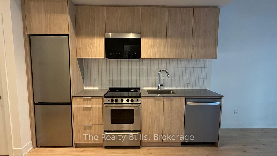 3008 William Cutmore Boulevard 109, Oakville, ON L6H 8A4 9