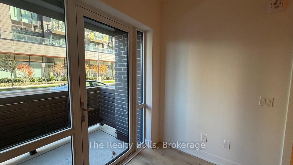 3008 William Cutmore Boulevard 109, Oakville, ON L6H 8A4 13