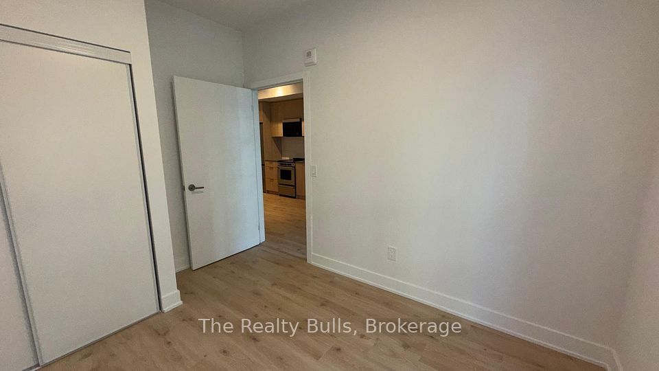 3008 William Cutmore Boulevard 109, Oakville, ON L6H 8A4 12