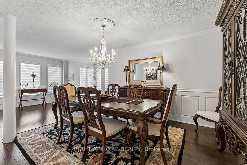 39 Banner Road, Brampton, ON L6X 4K8 7