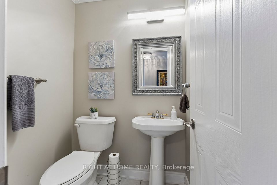 39 Banner Road, Brampton, ON L6X 4K8 19