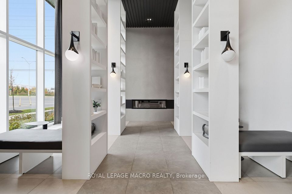 2489 Taunton Road 815, Oakville, ON L6H 3R9 6