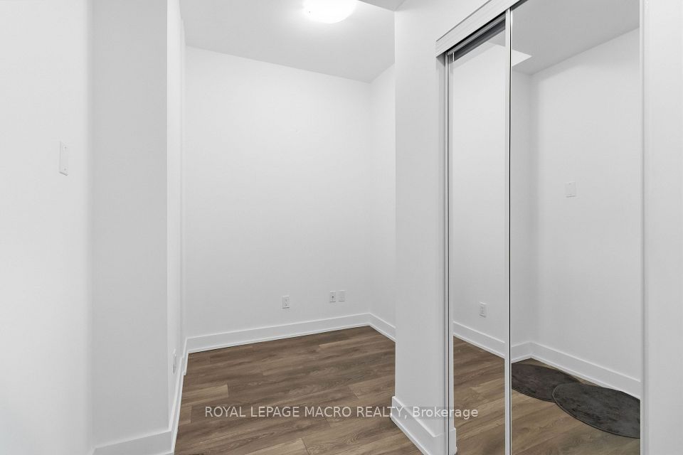 2489 Taunton Road 815, Oakville, ON L6H 3R9 12