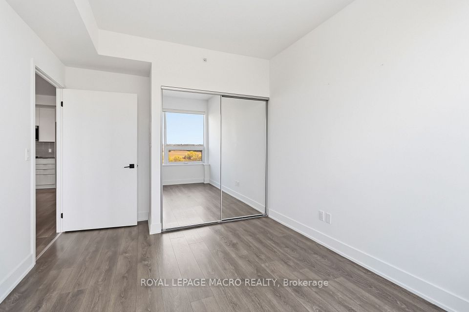 2489 Taunton Road 815, Oakville, ON L6H 3R9 24