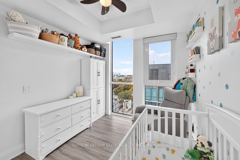 15 Zorra Street 1309, Toronto, ON M8Z 0C1 24