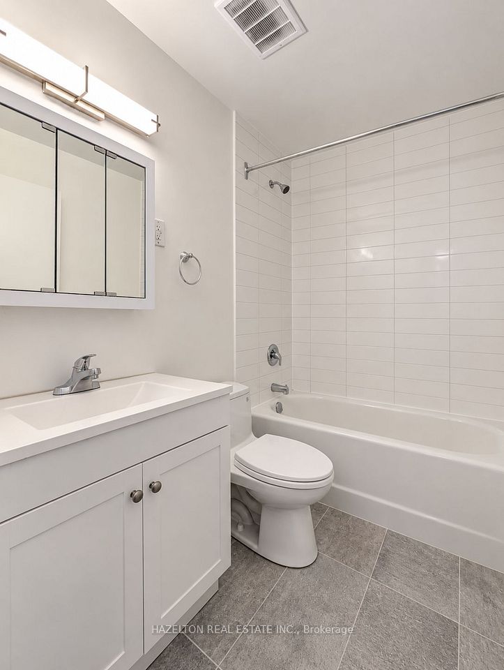 1665 Bloor Street E 103, Mississauga, ON L4X 1S4 12