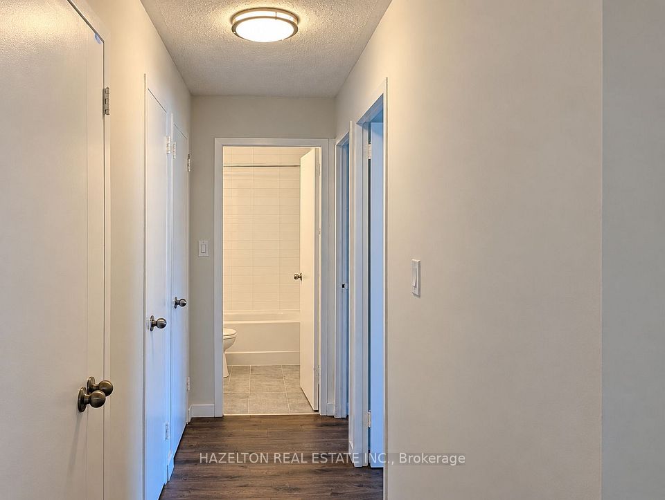 1665 Bloor Street E 103, Mississauga, ON L4X 1S4 9