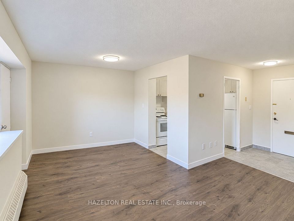 1665 Bloor Street E 103, Mississauga, ON L4X 1S4 4