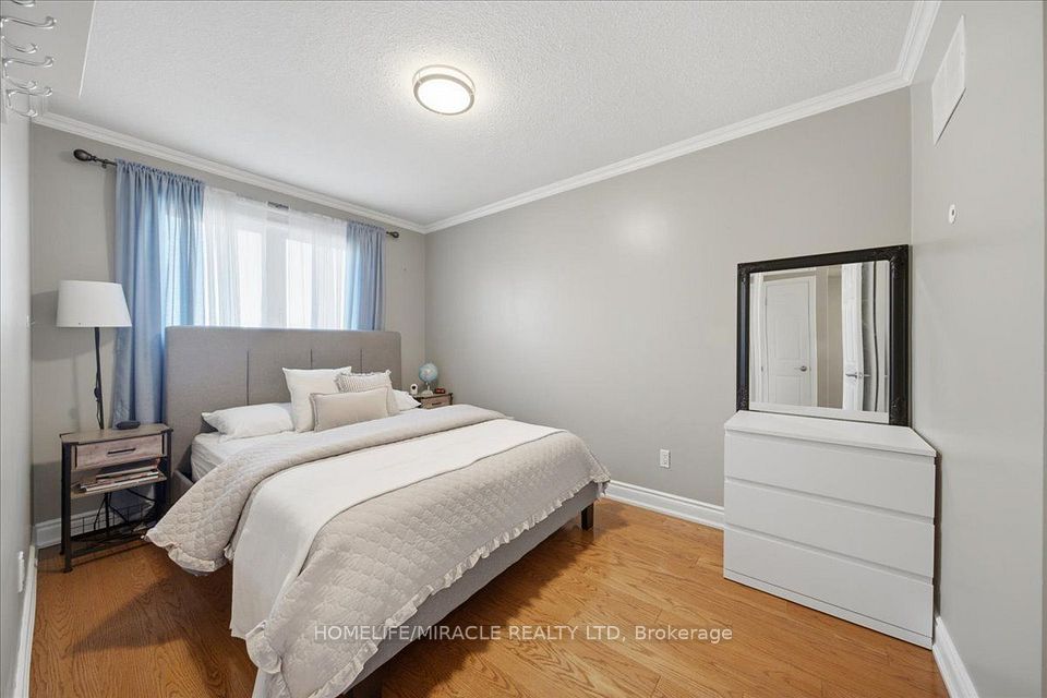 24 Huntley Court, Brampton, ON L6Z 1X8 14