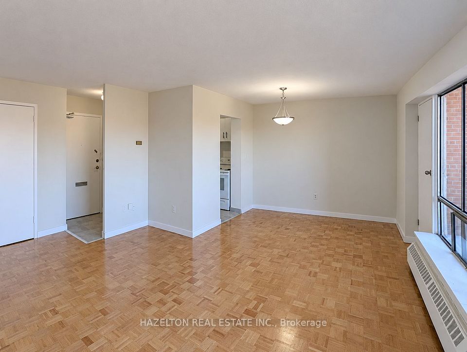 1665 Bloor Street E 505, Mississauga, ON L4X 1S4 2