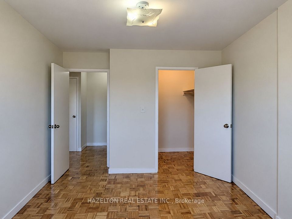 1665 Bloor Street E 505, Mississauga, ON L4X 1S4 12