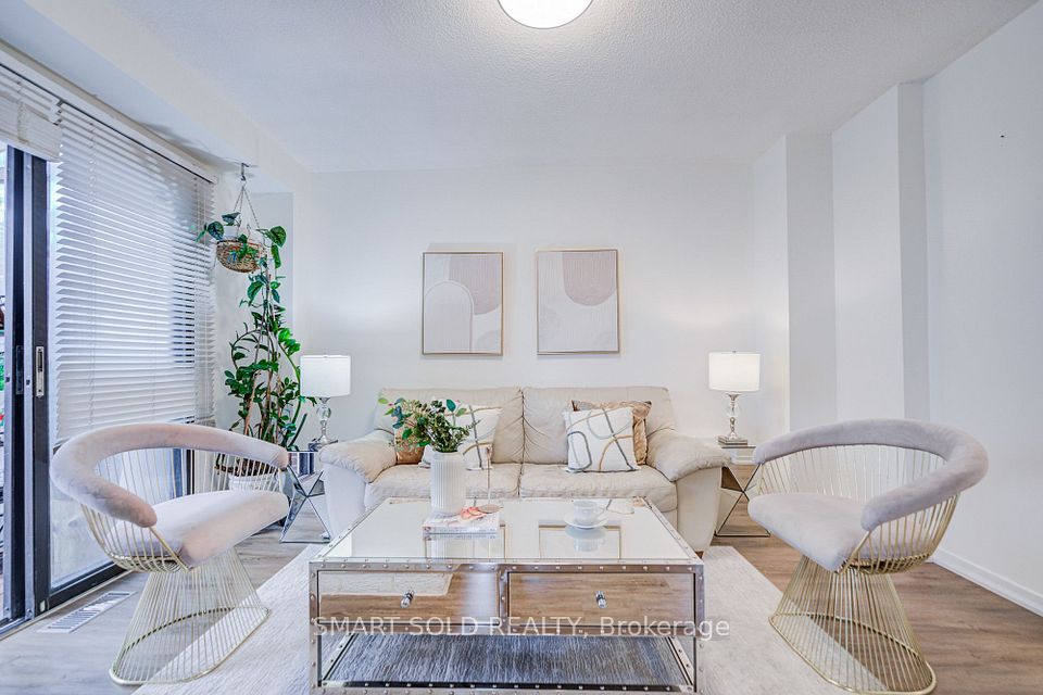 857 Messenger Meadow Drive, Mississauga, ON L5C 3T1 17