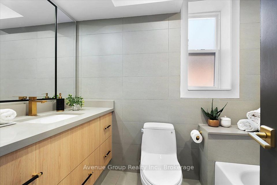 811 Dovercourt Road, Toronto, ON M6H 2X4 22